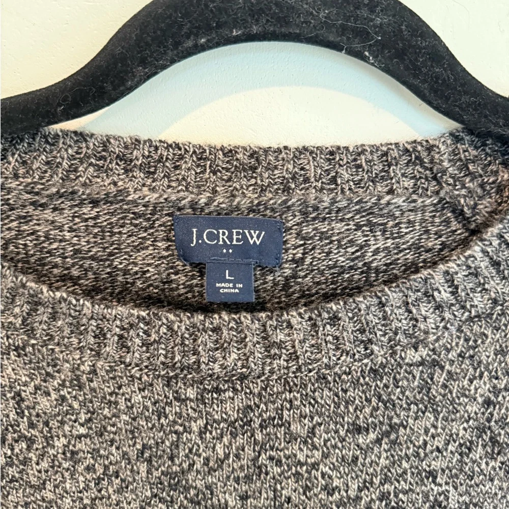 J. Crew Men's Charcoal Crewneck Sweater Large Lambs Wool Classic Warm Cozy
